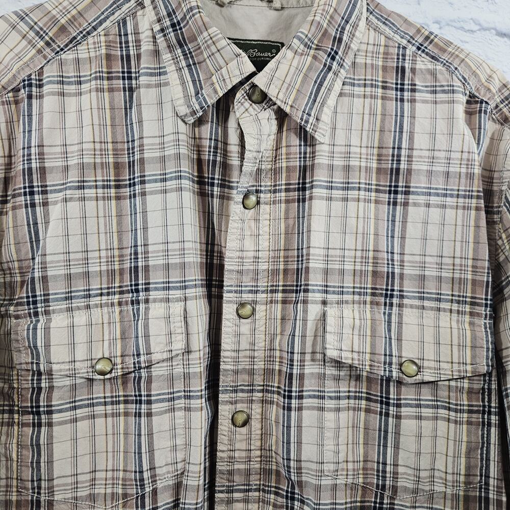 Eddie Bauer Pearl Snap Shirt Men's LT Brown Plaid Long Sleeve Hiking Western - Picture 2 of 4